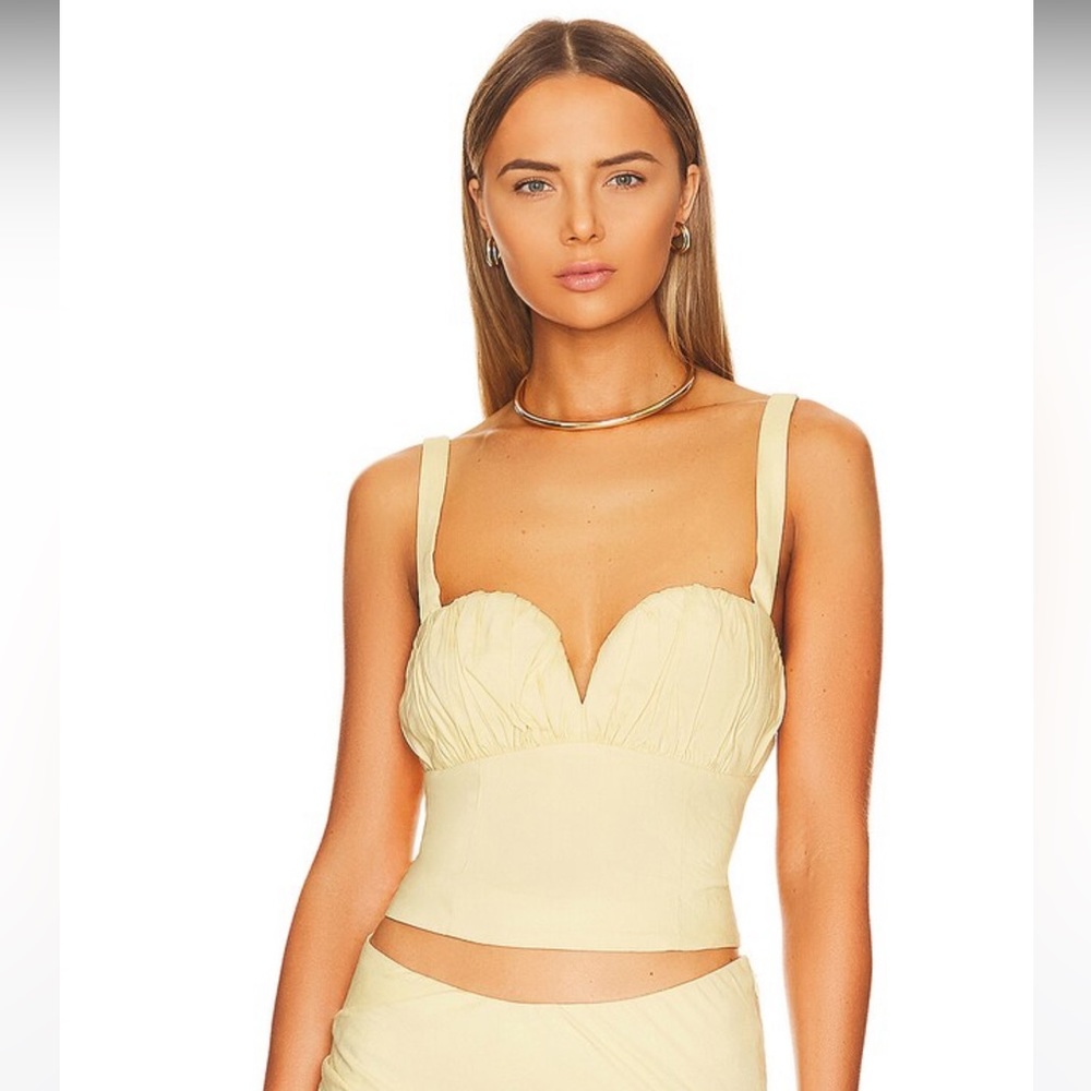 Brand new top never worn size s